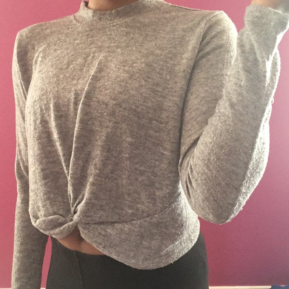 Design Lab ( Lord & Taylor) Cropped Sweater